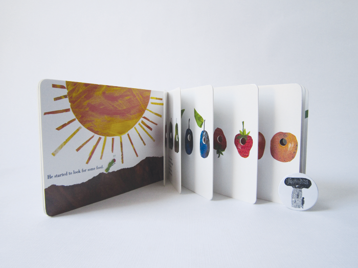The Very Hungry Caterpillar mini Board Book - Pati de Llibres