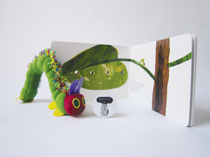 The Very Hungry Caterpillar and Toy - Pati de Llibres
